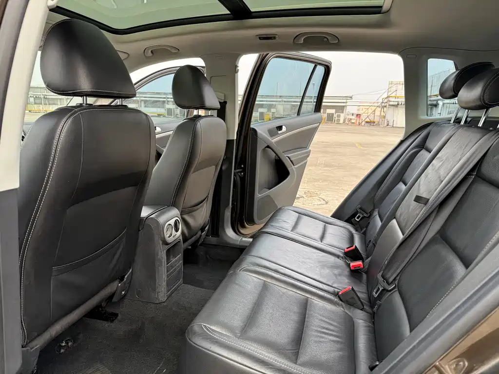 Volkswagen Tiguan — миниатюра 9