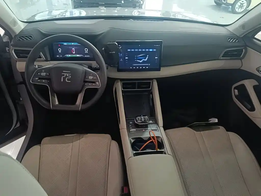 BYD Yuan UP — миниатюра 10