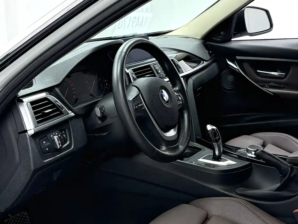 BMW 3 Series — миниатюра 9