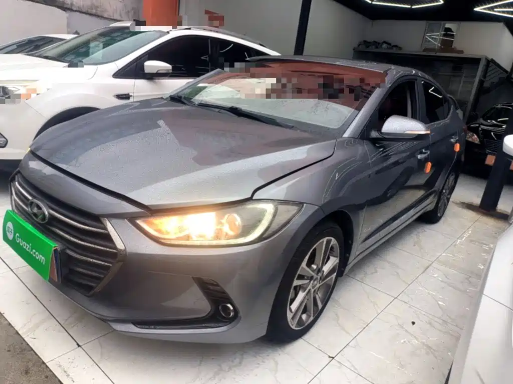 Hyundai Elantra — миниатюра 2