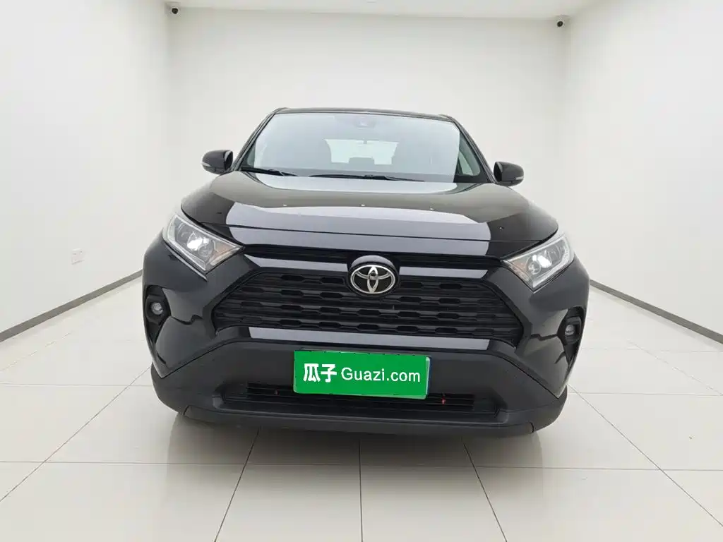 Toyota RAV4 — миниатюра 2