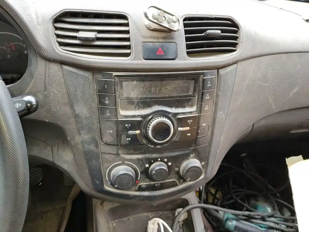Wuling Hongguang — миниатюра 14
