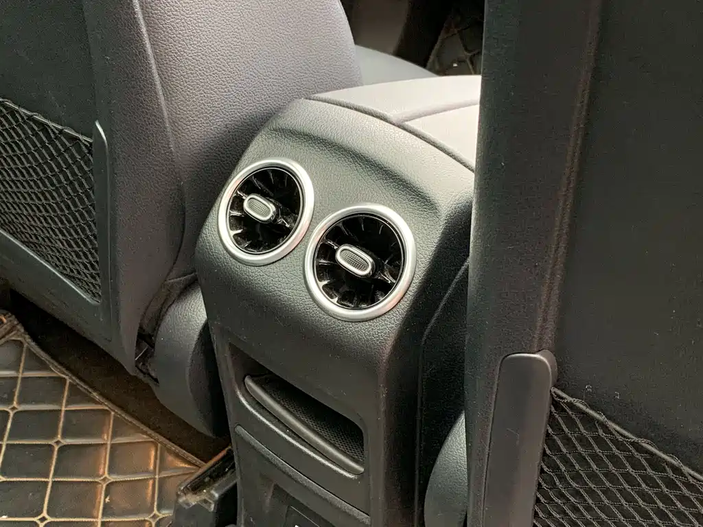 Mercedes-Benz GLB - фото 31