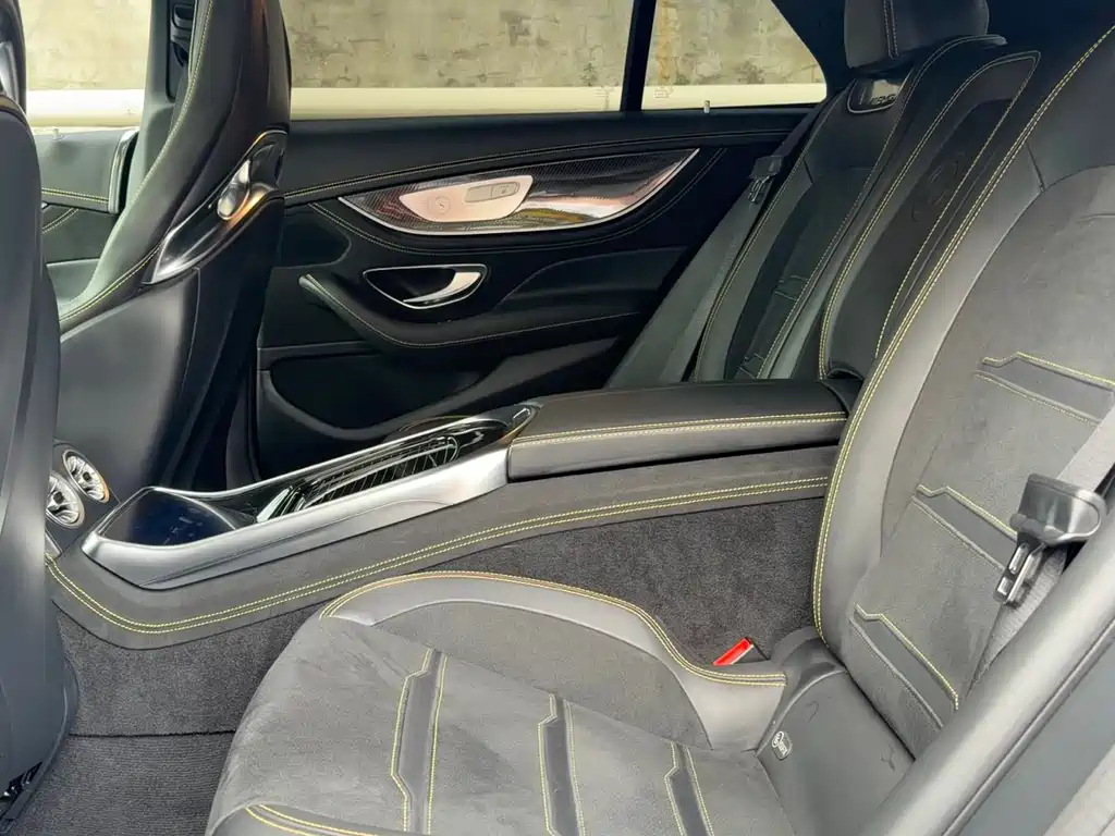 MERCEDES-BENZ AMG GT