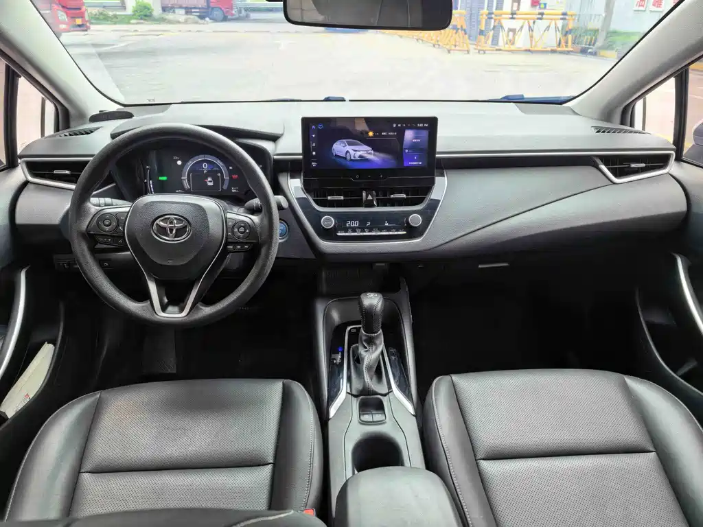 Toyota Corolla — миниатюра 4
