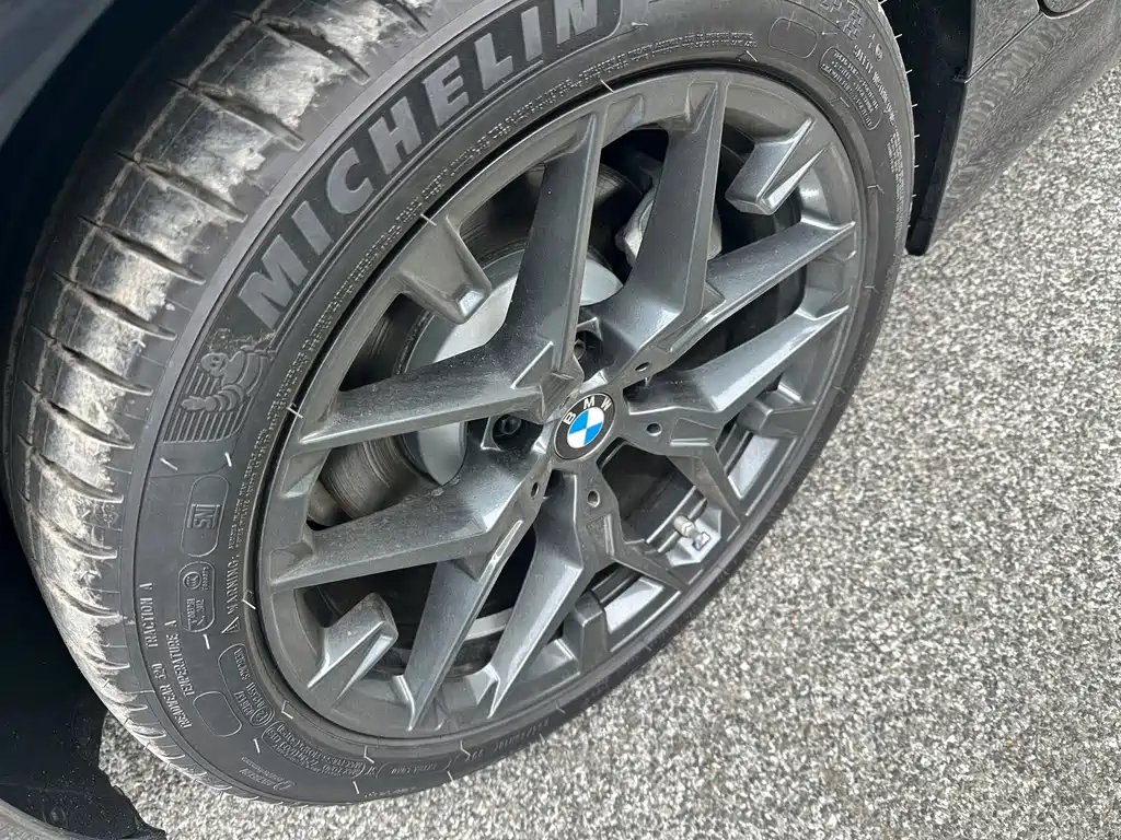BMW 3 Series — миниатюра 14