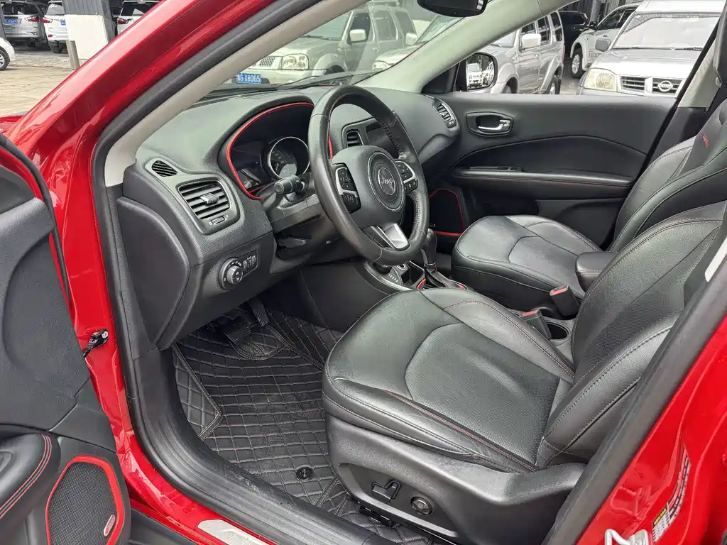 Jeep Compass — миниатюра 4
