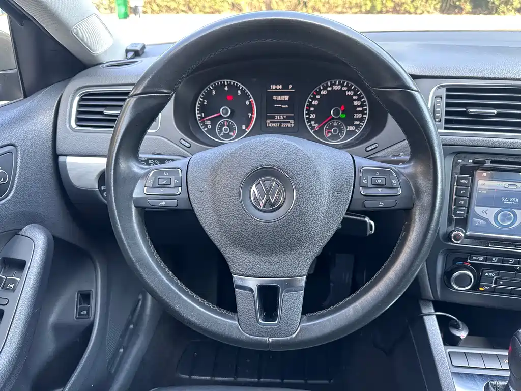 Volkswagen Sagitar — миниатюра 8