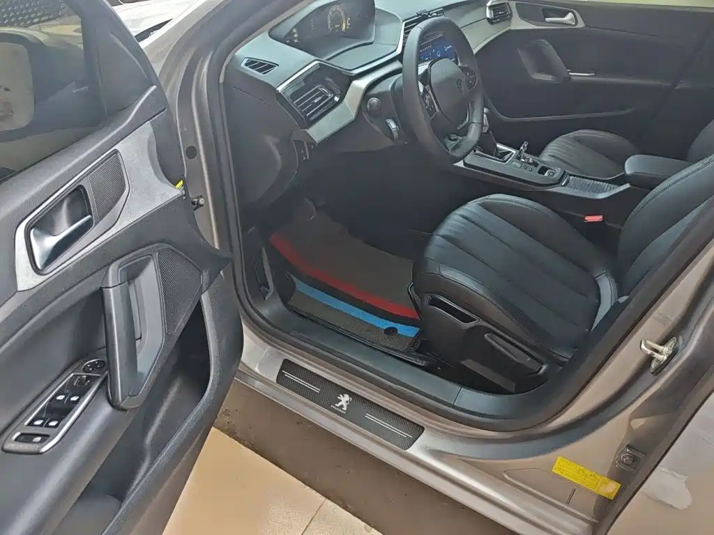 Peugeot 408 — миниатюра 21