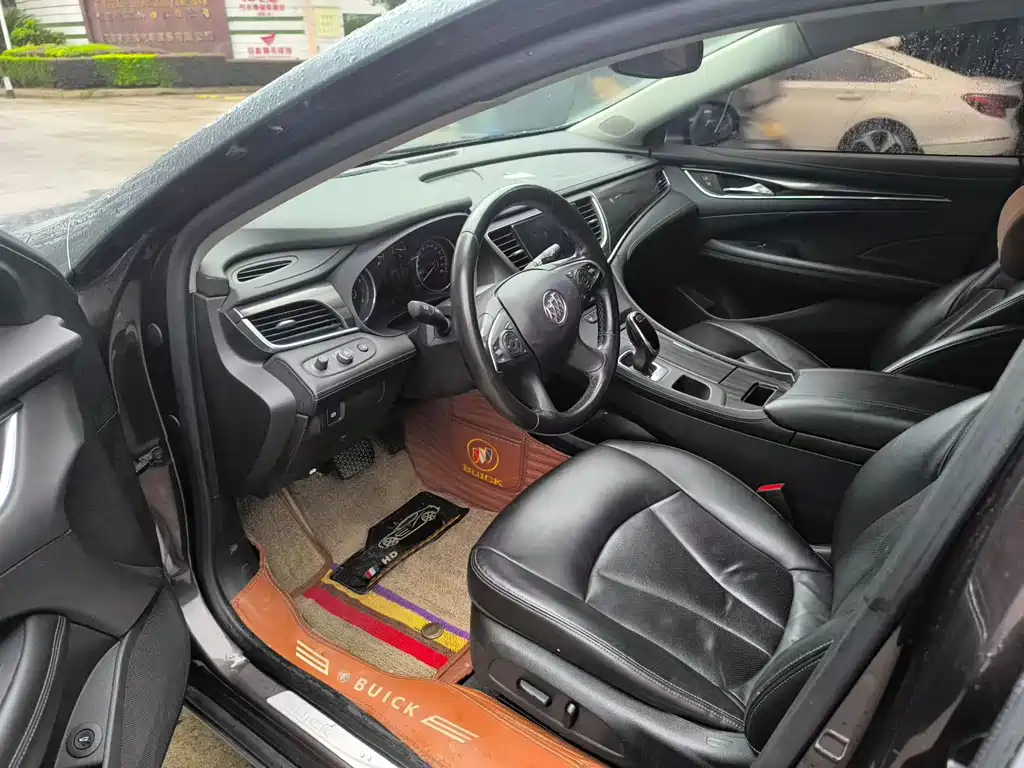 Buick LaCrosse — миниатюра 7