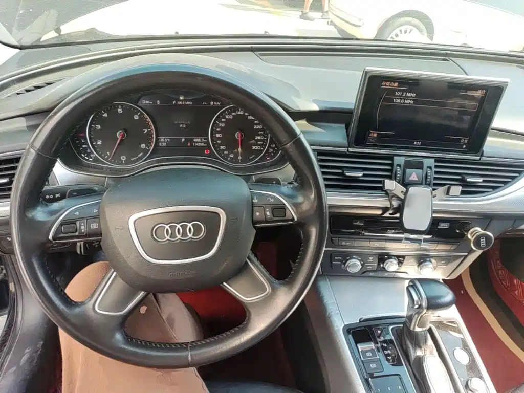 Audi A6L — миниатюра 10