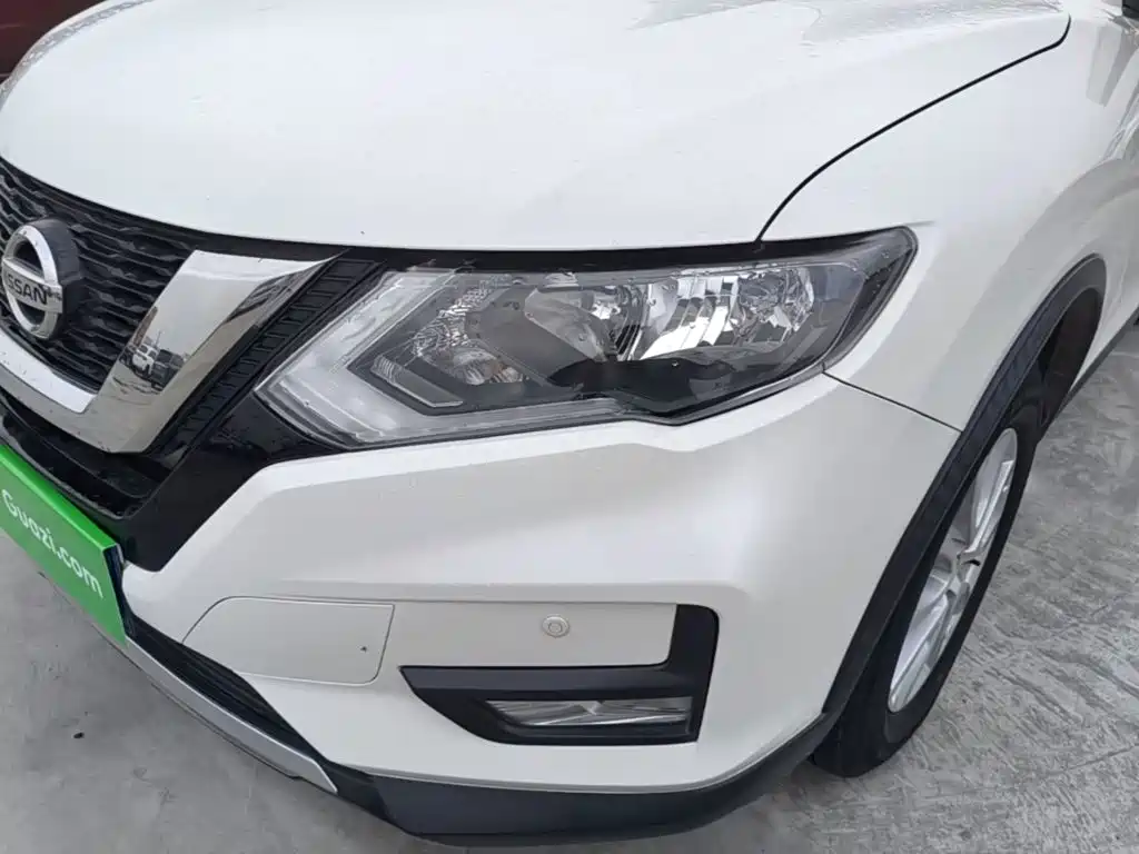 Nissan X-Trail — миниатюра 24