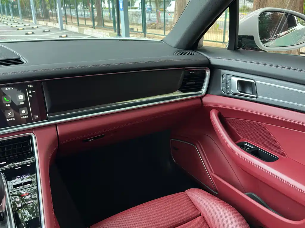 Porsche Panamera — миниатюра 22
