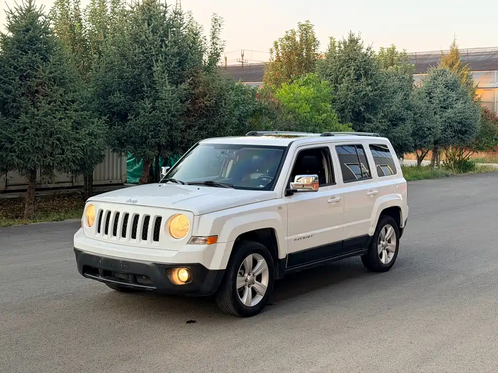 Jeep Patriot — миниатюра 3