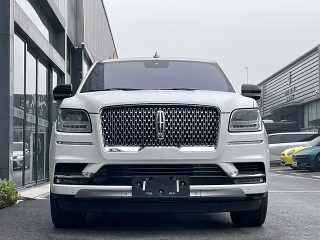 lincoln navigator