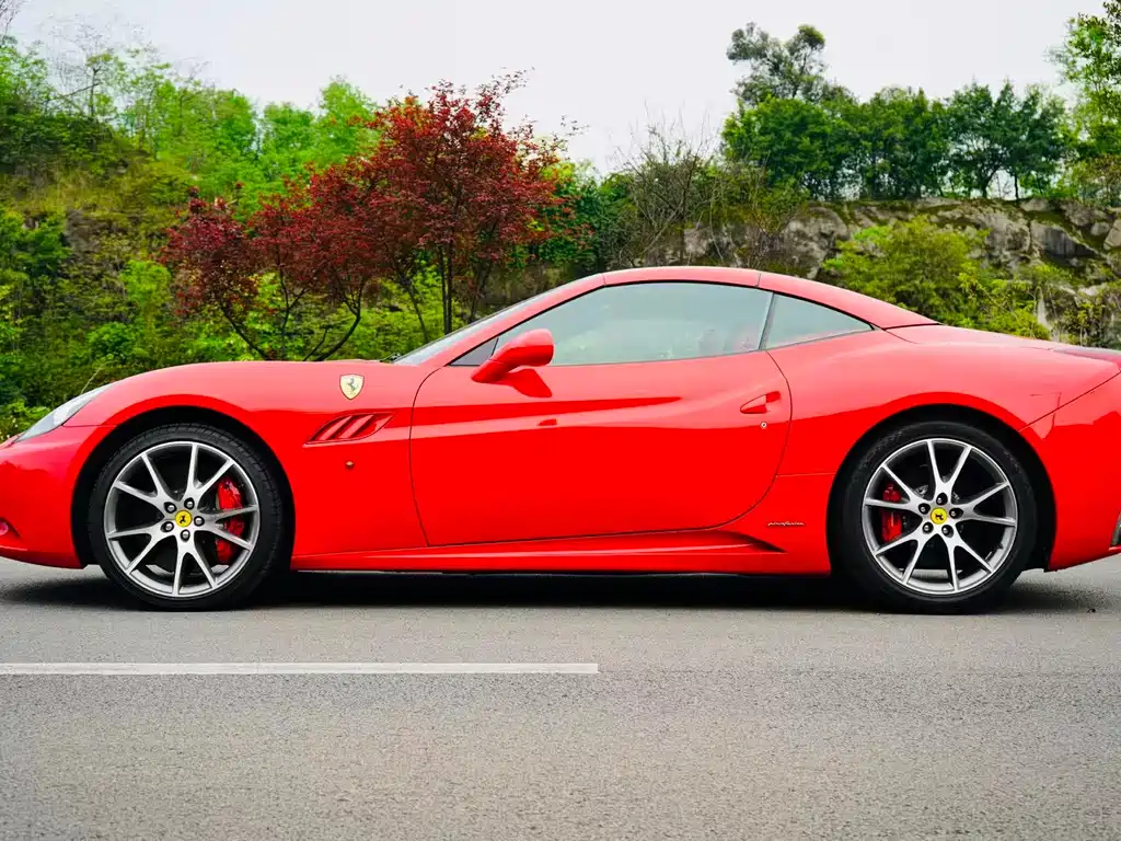 Ferrari California T 2009 4.3L