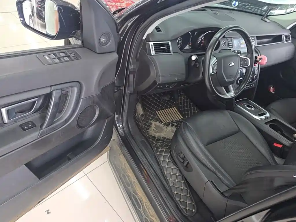 Land Rover Discovery Sport — миниатюра 21