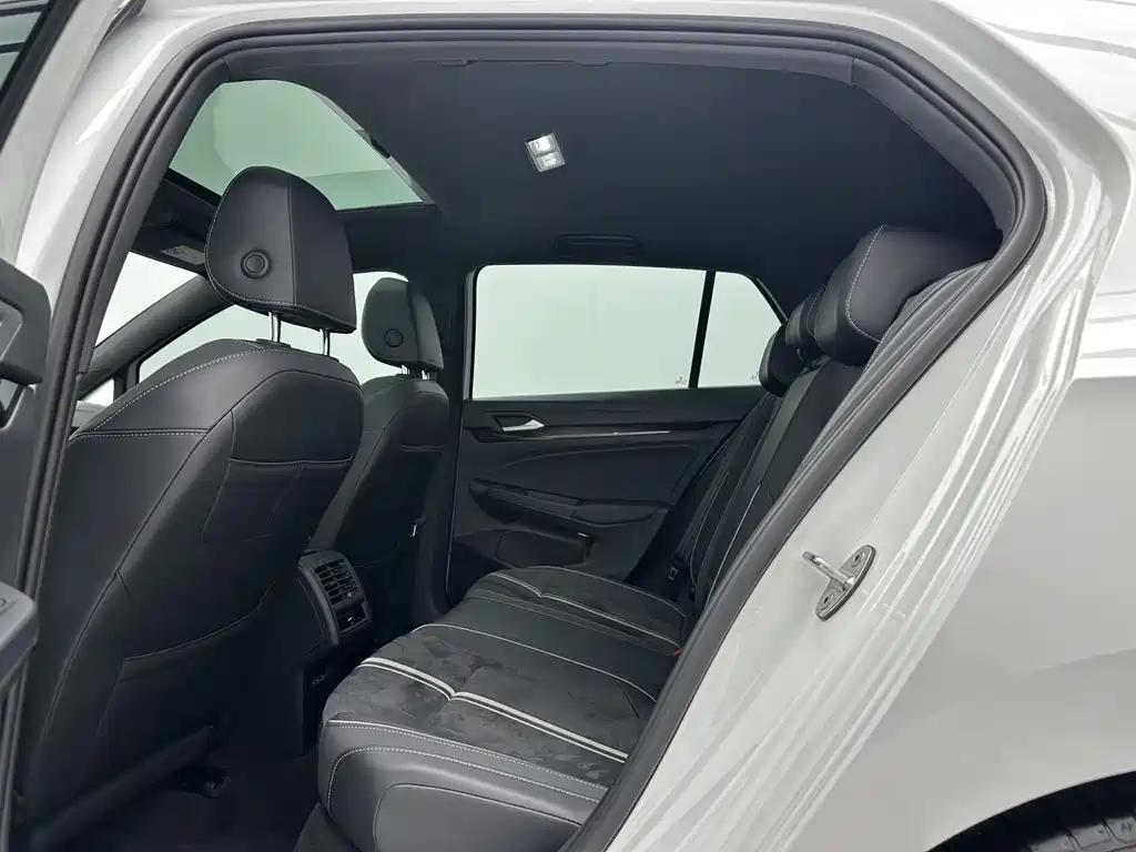 Volkswagen Golf 2021 280TSI DSG R-Line