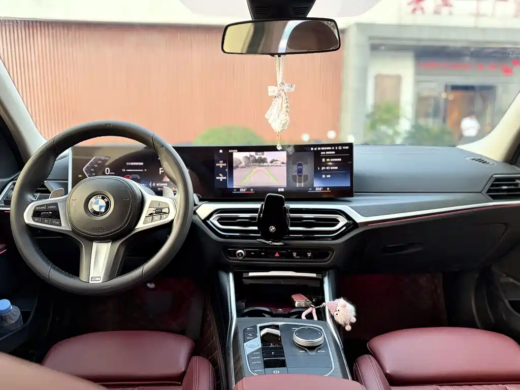 BMW 3 Series — миниатюра 14