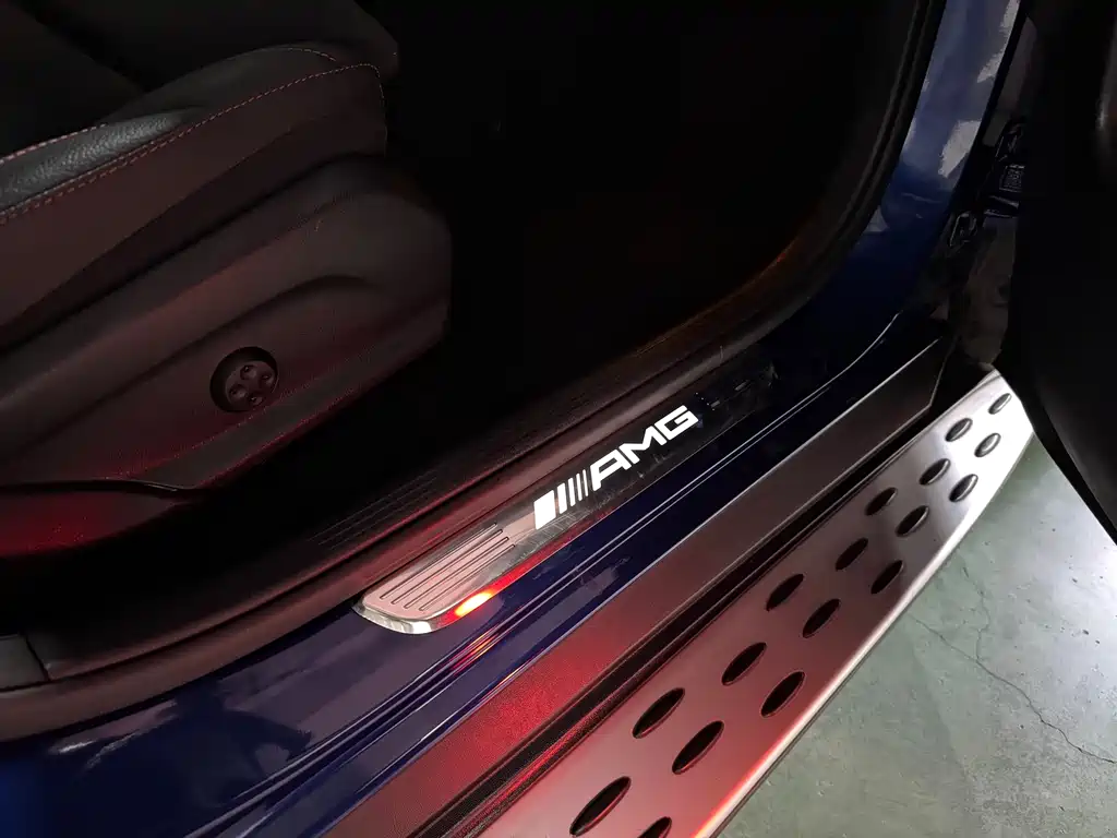 MERCEDES-BENZ GLC COUPE AMG