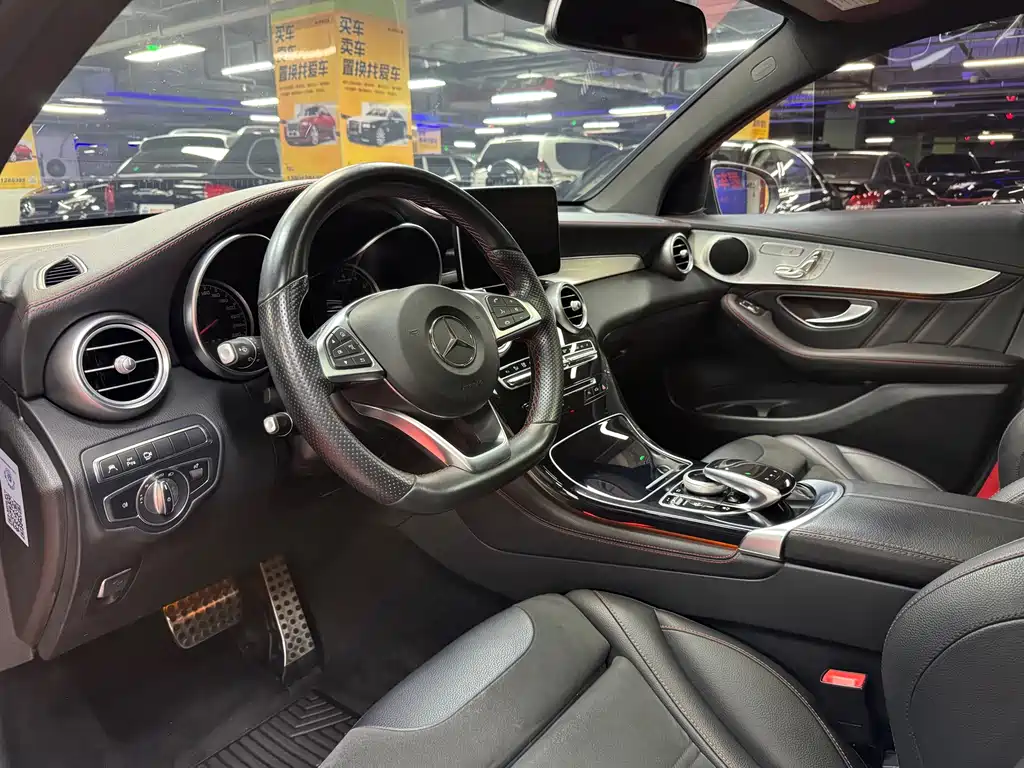 MERCEDES-BENZ GLC COUPE AMG