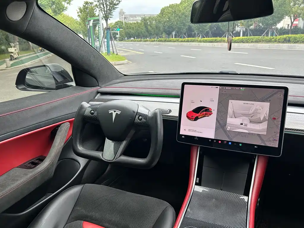 Tesla Model 3 — миниатюра 9