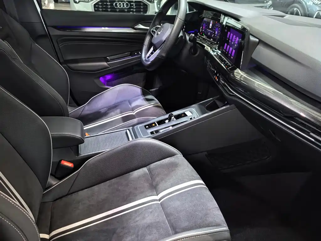 Volkswagen Golf — миниатюра 9