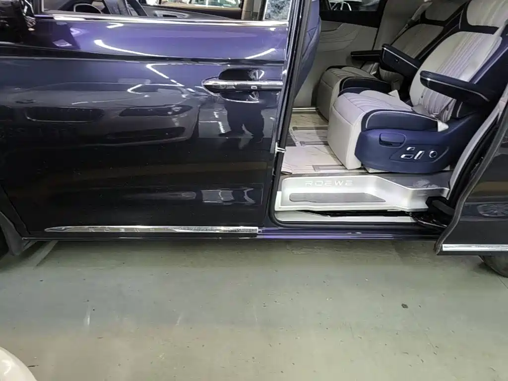 Roewe iMAX8 — миниатюра 22