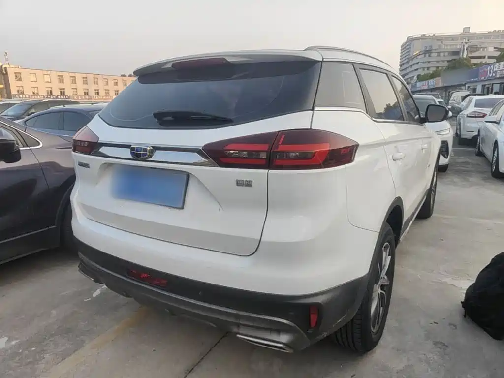Geely Boyue — миниатюра 7