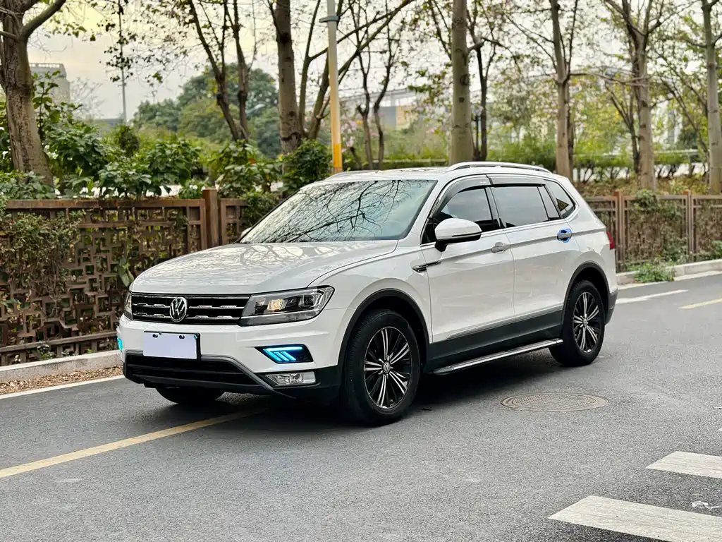 Volkswagen Tiguan L 2020