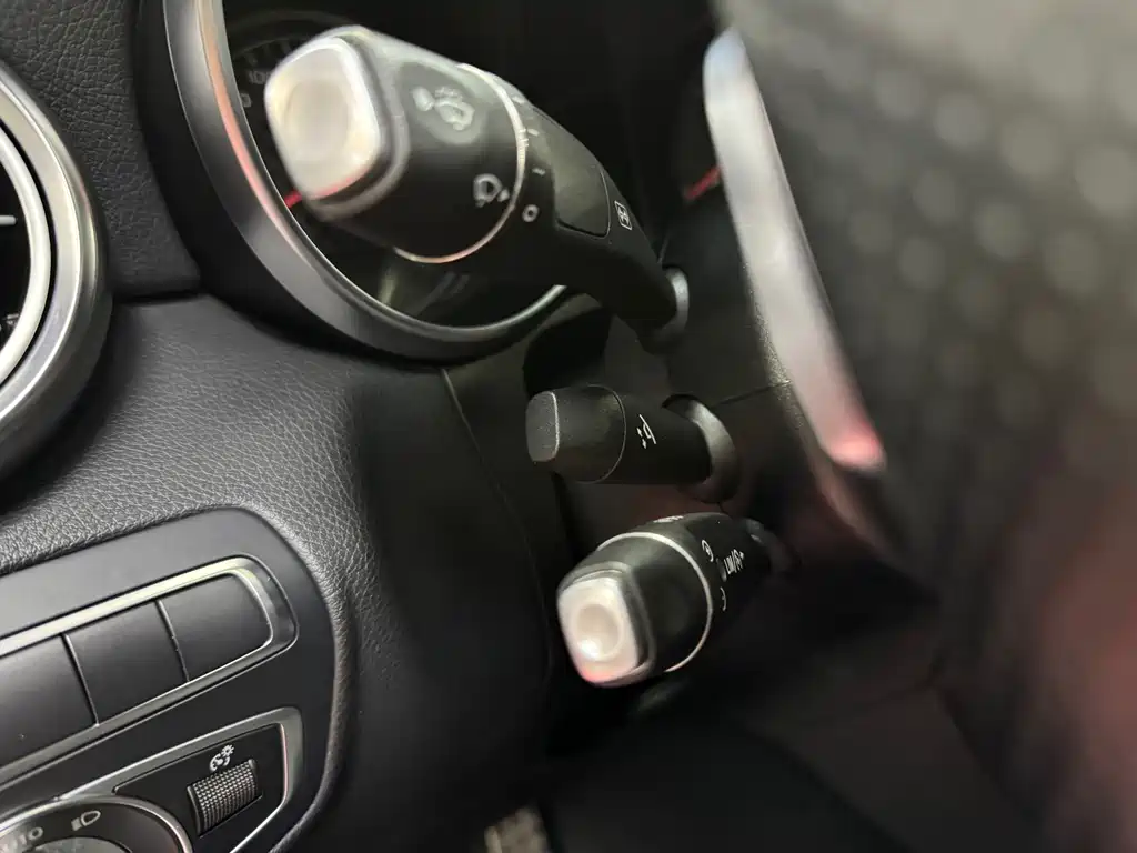 MERCEDES-BENZ GLC COUPE AMG