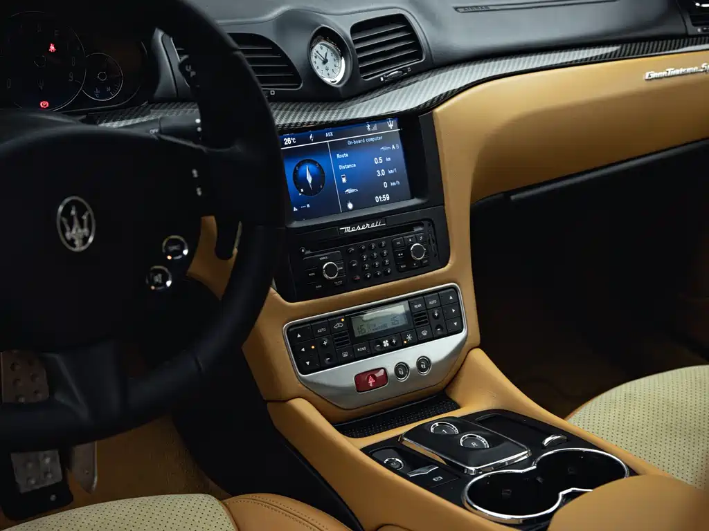 Maserati GranTurismo — миниатюра 13
