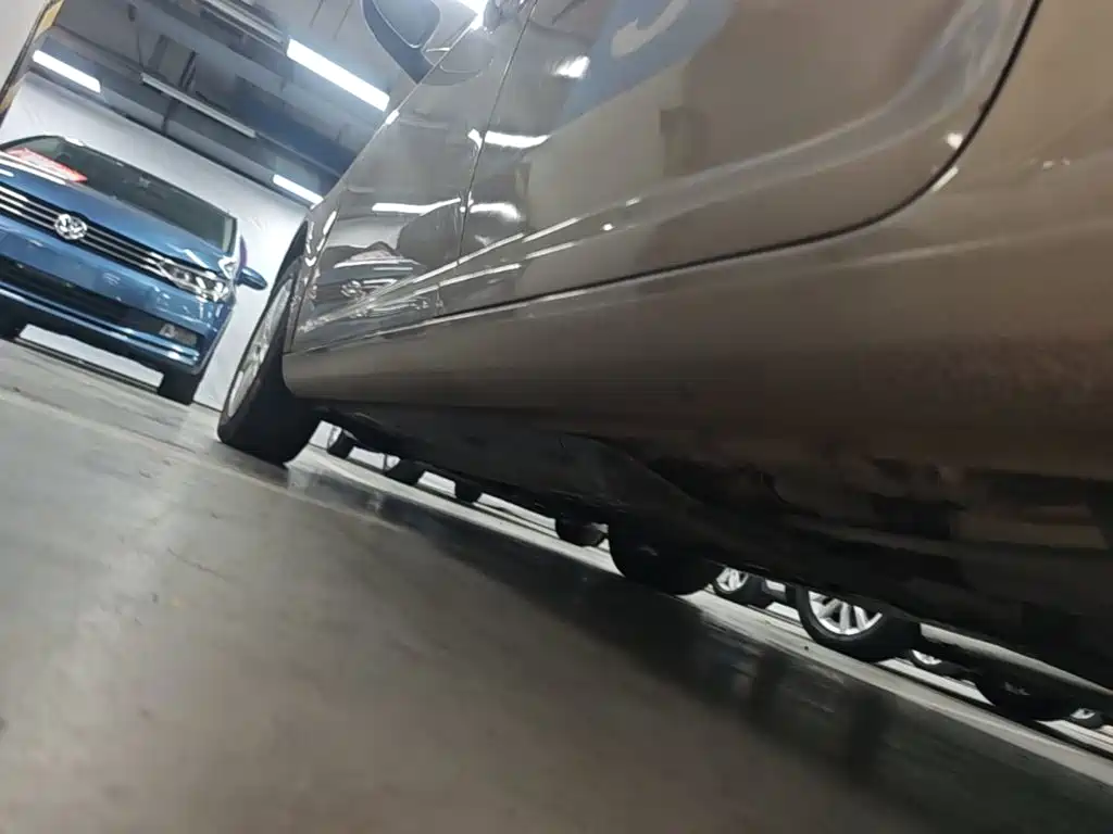 Volkswagen Touran — миниатюра 22