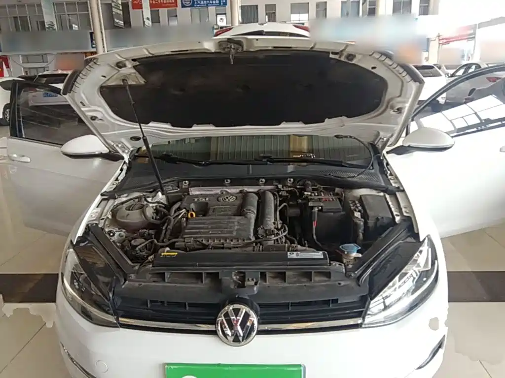 Volkswagen Golf — миниатюра 20