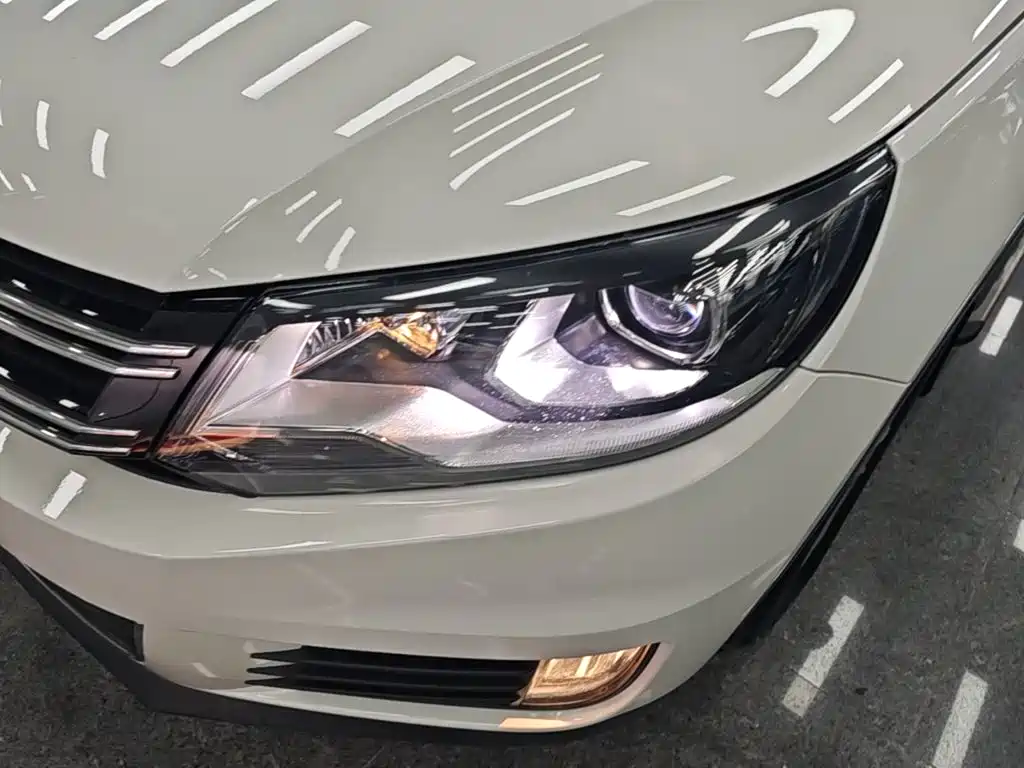 Volkswagen Tiguan — миниатюра 24