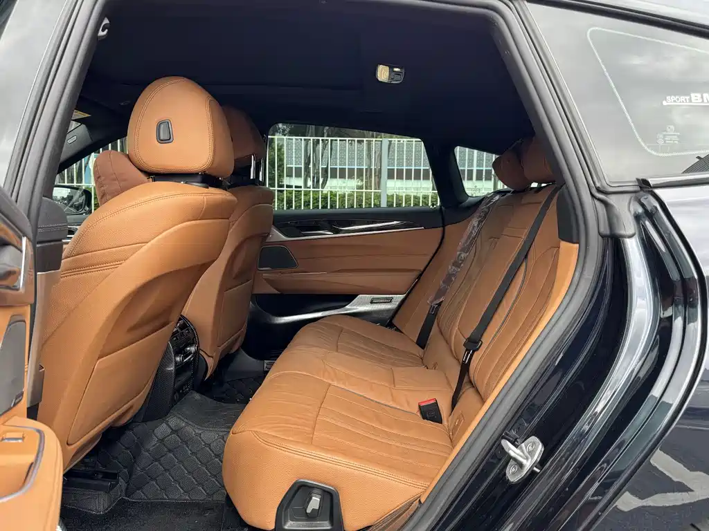 BMW 6 Series GT — миниатюра 16