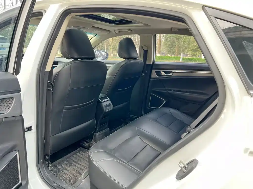 GEELY AUTOMOBILE EMGRAND GL