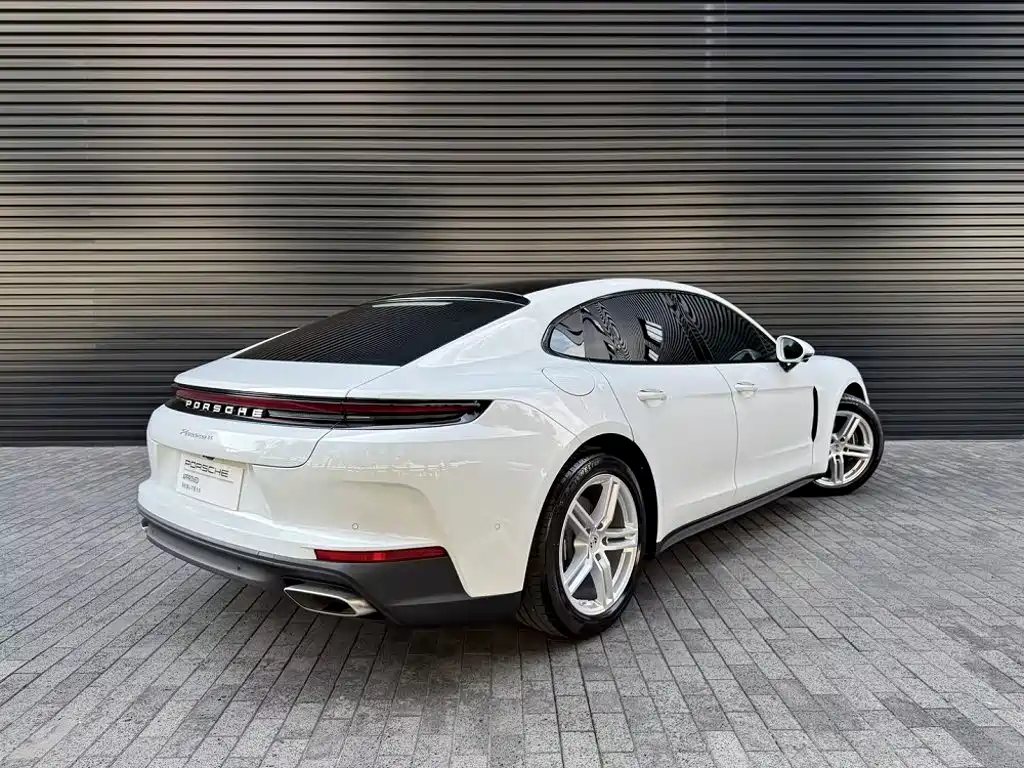 Porsche Panamera — миниатюра 3