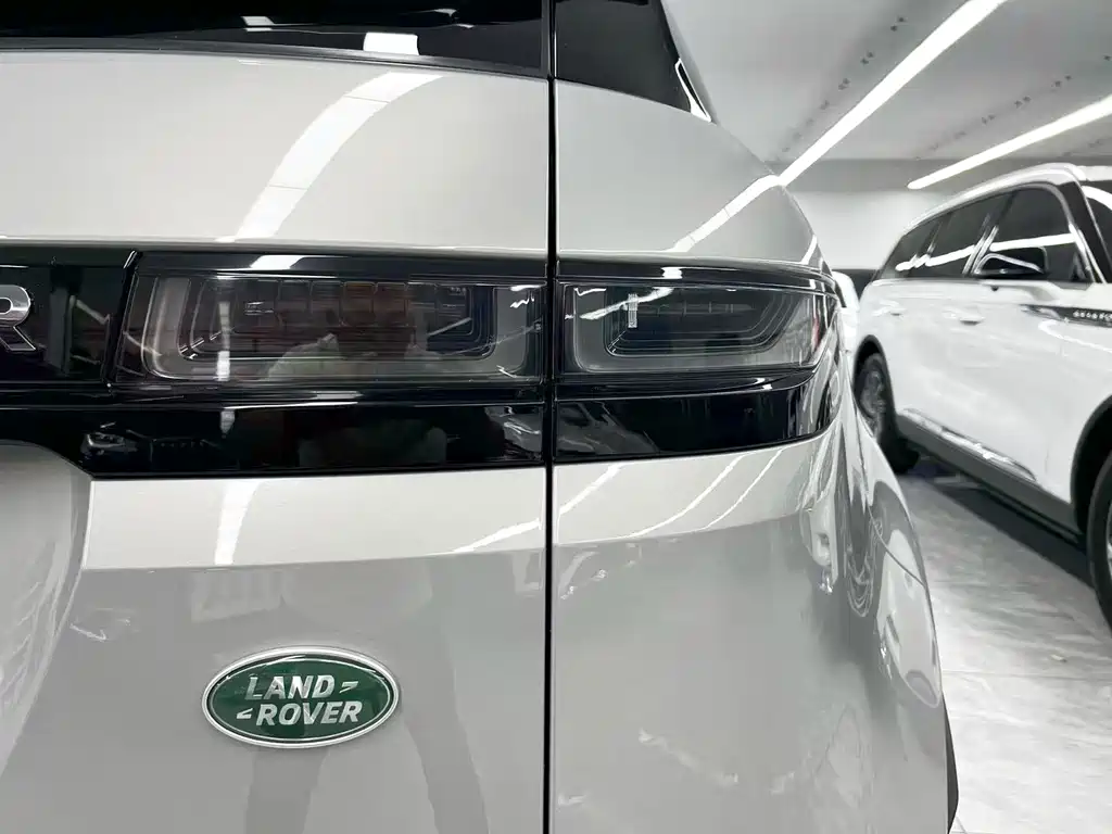 Land Rover Evoque — миниатюра 21