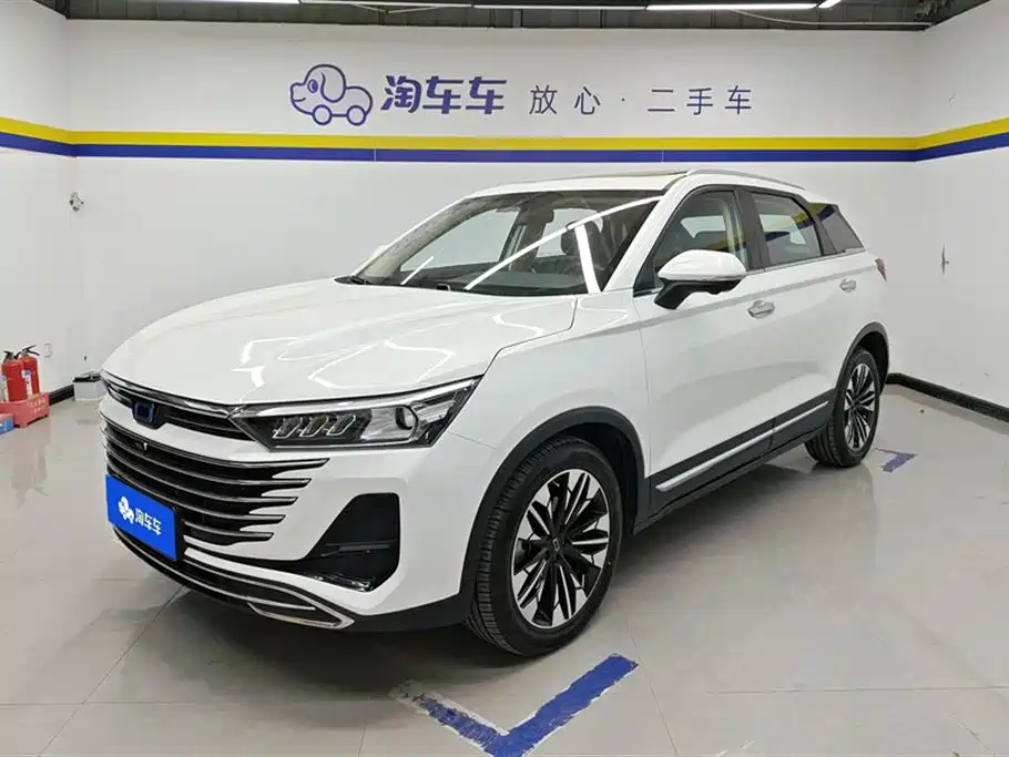 Bestune T77 2025