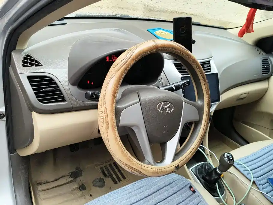 Hyundai Verna — миниатюра 12