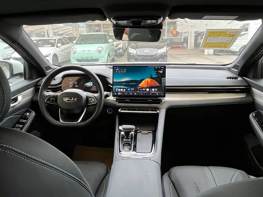 Geely Preface 2026 1.5TD