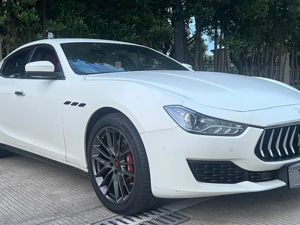 Maserati Ghibli 2021 2.0T