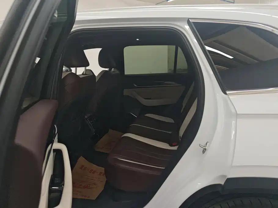 Geely Xingyue L — миниатюра 11