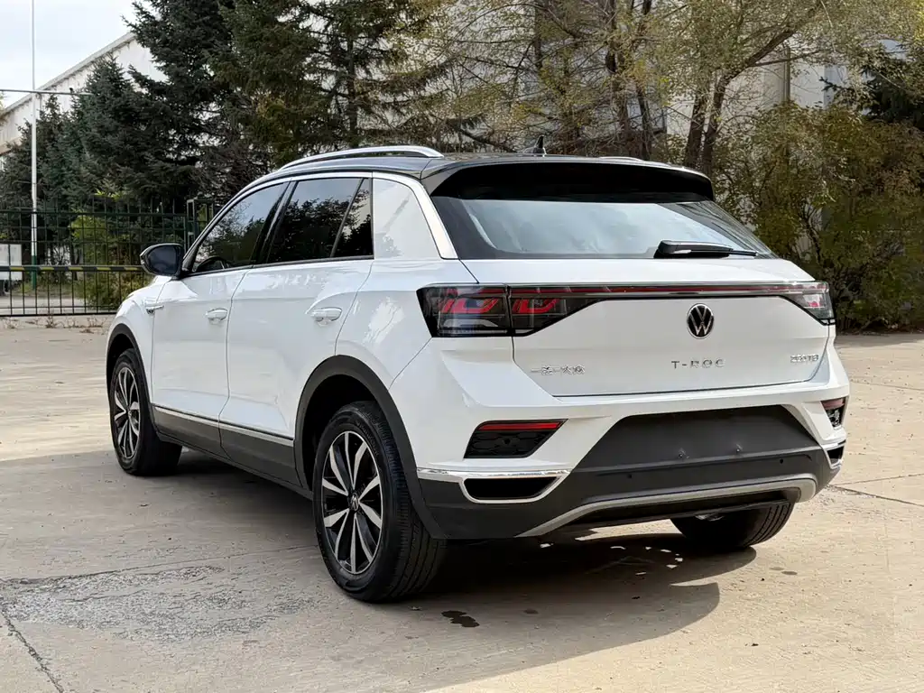 Volkswagen T-Roc — миниатюра 7