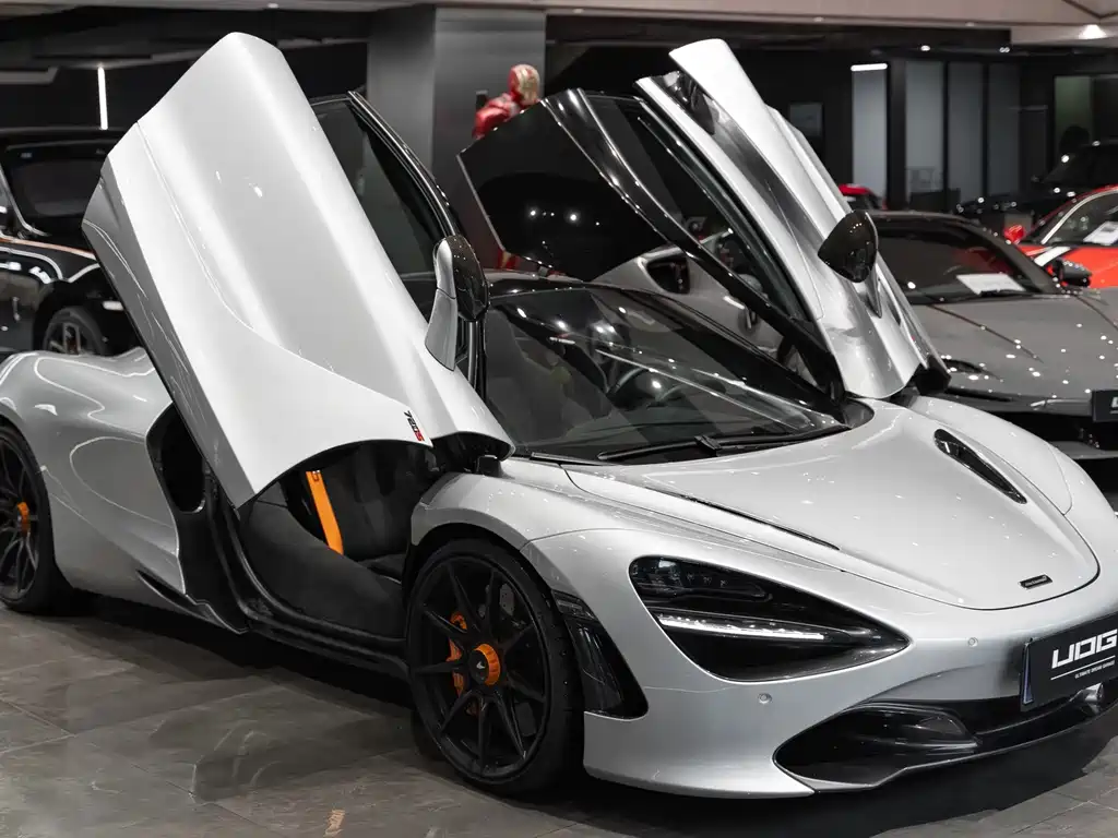 McLaren 720S — миниатюра 11