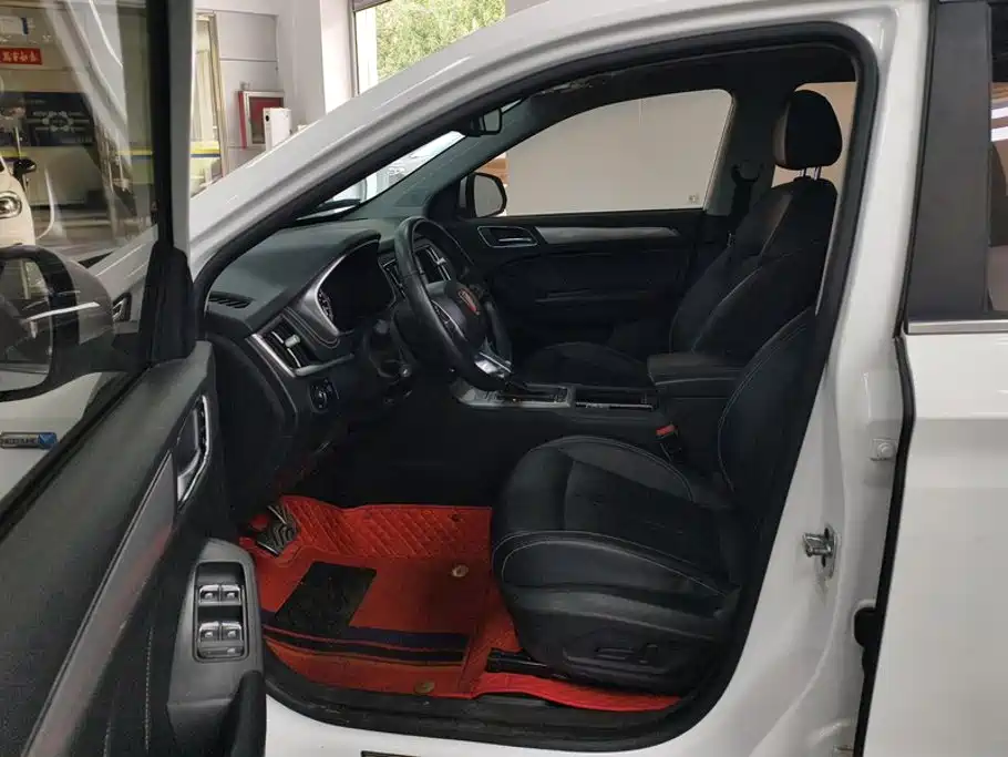 Roewe RX5 2018 30T AT Smart