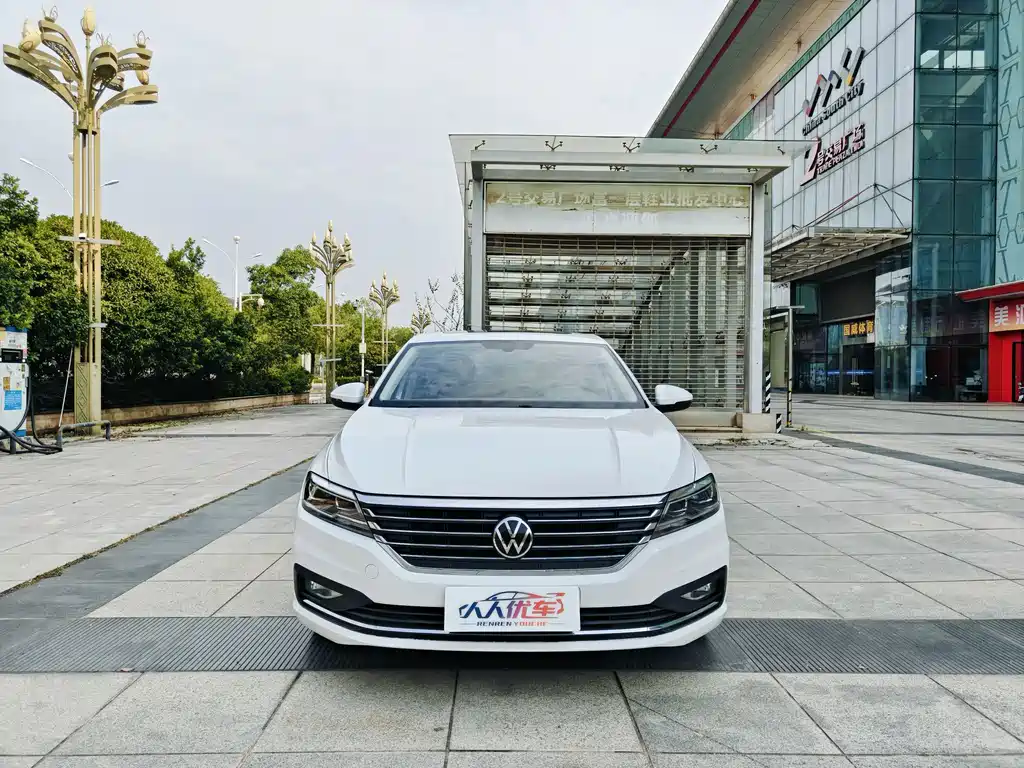 Volkswagen Lavida — миниатюра 2