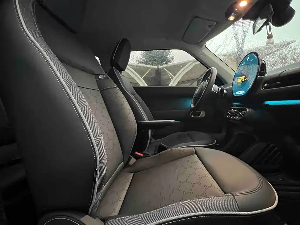 MINI ELECTRIC  COOPER