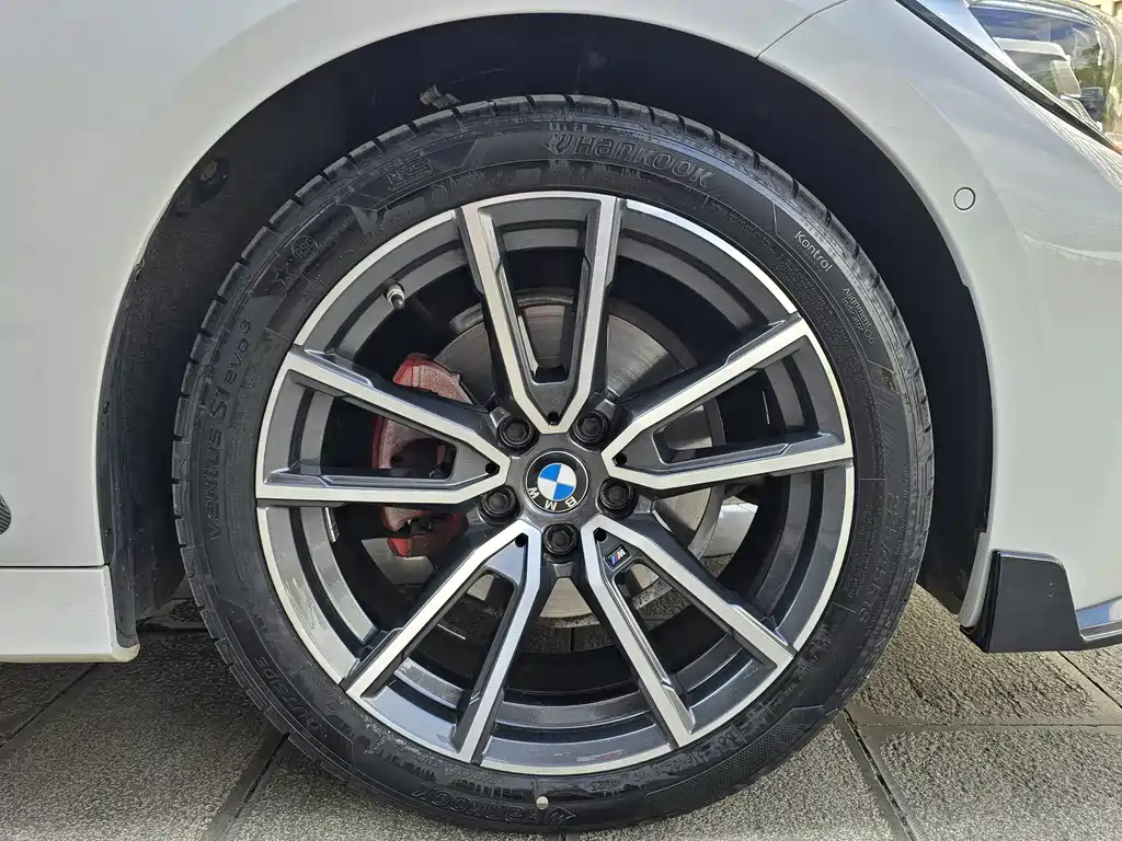 BMW 3 Series — миниатюра 17